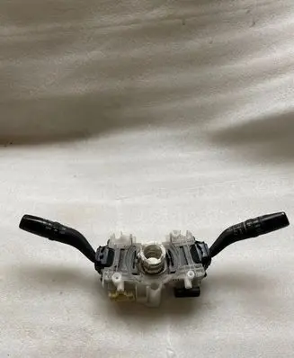 Mazda 626 Wiper control stalk 17E183 LE54