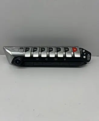 Peugeot 5008 II Climate control unit D0FF48F0 171025