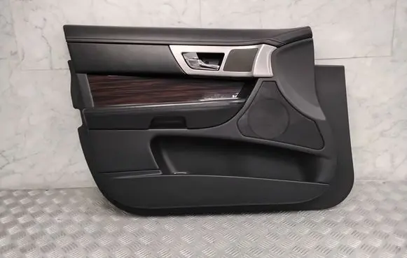 Jaguar XF X250 Front door card panel trim 8X235423713E