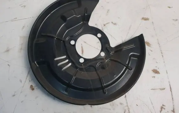 Lexus RX 450H Rear brake disc plate dust cover R71L Y201