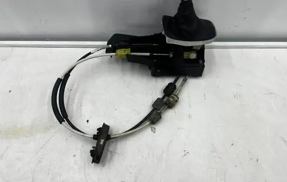 Opel Insignia A Gear selector/shifter in gearbox 55563829