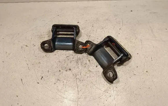 Nissan Navara D40 Rear door hinge set 
