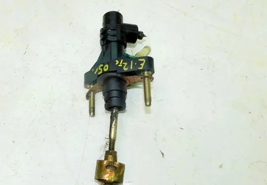 Toyota Corolla E120 E130 Clutch slave cylinder 189763