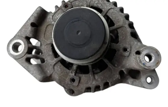Hyundai i20 (GB IB) Generator/alternator 3730004950 8400383
