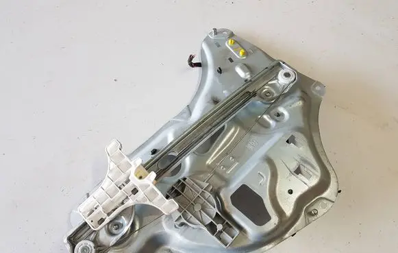 Hyundai ix35 Rear door window regulator with motor