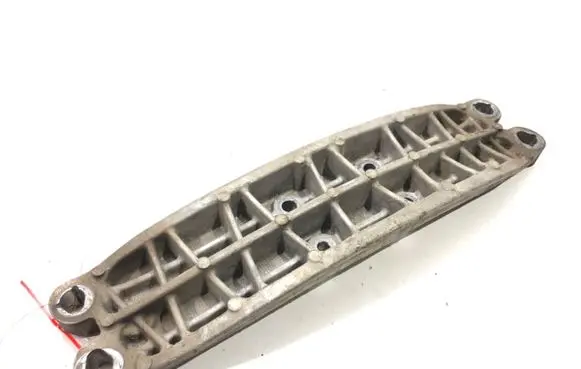 Lexus GS 250 350 300H 450H Gearbox mount 