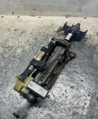 BMW X5 E70 Steering wheel axle 831401091515 32306786603
