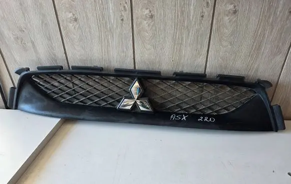 Mitsubishi ASX Front bumper upper radiator grill 6402A217 6402A216