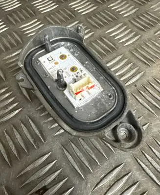 Audi Q5 SQ5 Headlight ballast module Xenon 8R0941476 E914058P