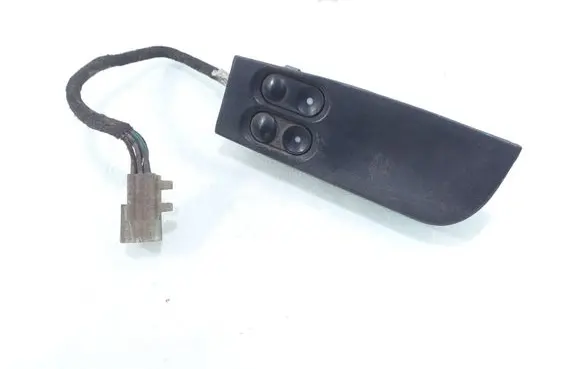 Opel Astra F Electric window control switch 90383584 03720000