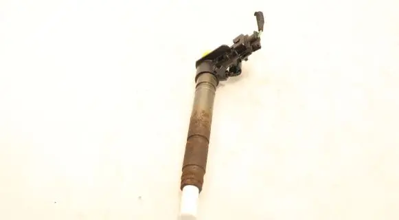 Fuel injector