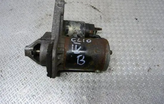 Renault Clio IV Starter motor 233000779R M000T46572ZT