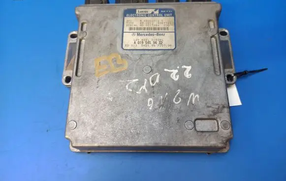 Mercedes-Benz E W210 Engine control unit/module A0195459432 R04010012C