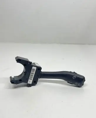 Volkswagen Golf IV Wiper control stalk 4B0953503H CZK0301202032
