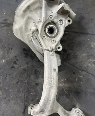 Audi A6 S6 C6 4F Front wheel hub spindle knuckle