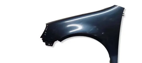 Volkswagen Golf V Fender 