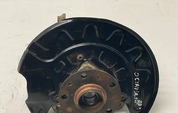 Skoda Octavia Mk3 (5E) Front wheel hub