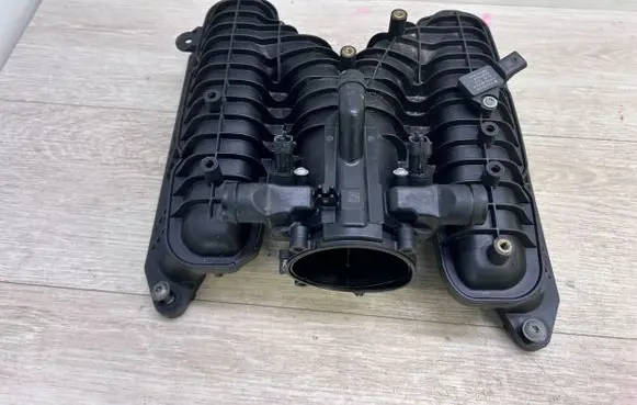 Porsche Macan (95B) Intake manifold 94611001663