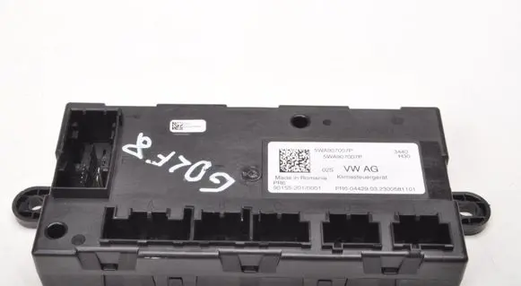 Volkswagen Golf VIII Air conditioner control unit module 5WA907007P