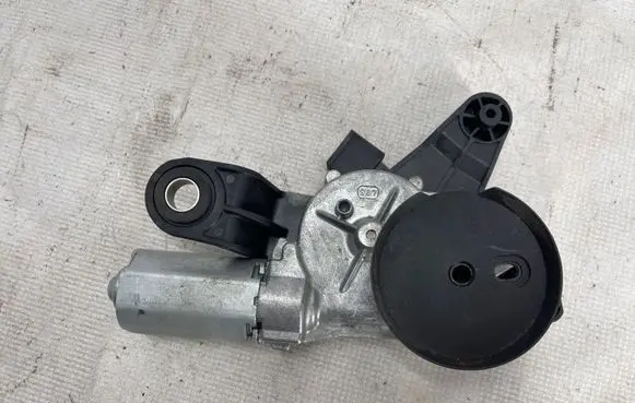 BMW 3 F30 F35 F31 Rear window wiper motor 7311415