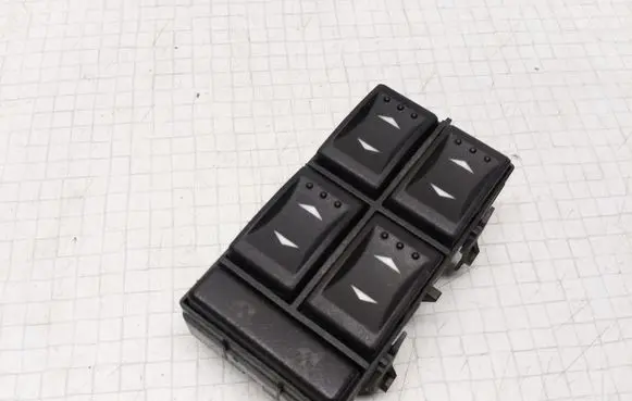 Ford Mondeo Mk III Electric window control switch 3S7T14A132BA