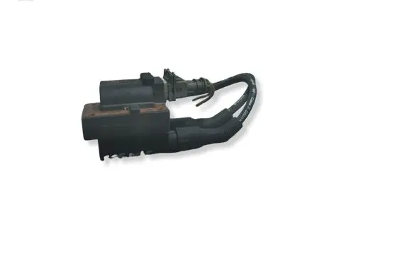 Renault Scenic I High voltage ignition coil 2526115 2526115A