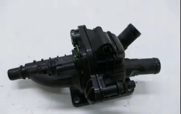 Thermostat/thermostat housing