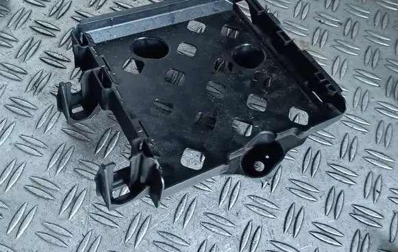 Audi Q5 SQ5 Engine control unit holder 80A907647B