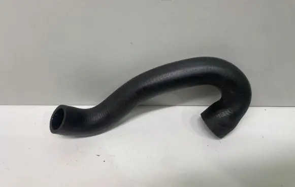 Breather/breather pipe/hose