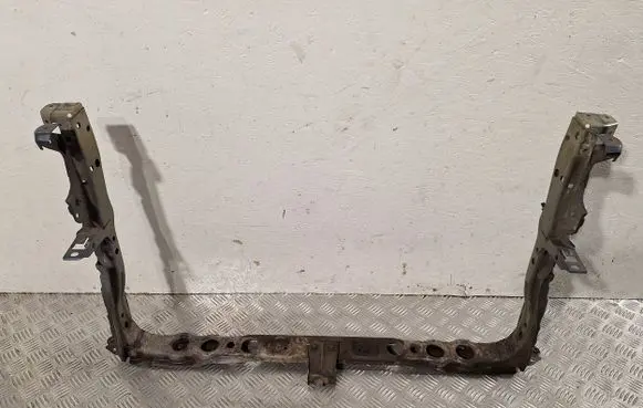 Toyota Avensis T270 Radiator support slam panel 5320105907 5321802901 5320402010