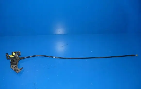 Jaguar XE Engine bonnet/hood lock/catch