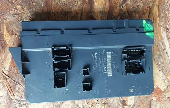 Mercedes-Benz Sprinter W906 SAM control unit A9069006303 A9069024301 A9069017501