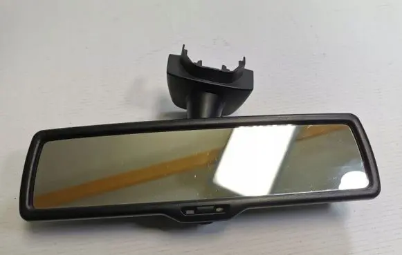 Volkswagen Golf Plus Rear view mirror (interior)