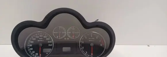 Alfa Romeo 147 Speedometer (instrument cluster) 110080303024 10080303024