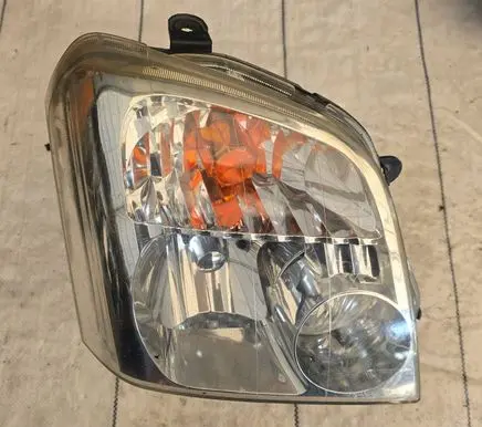 Isuzu D-Max Headlight/headlamp