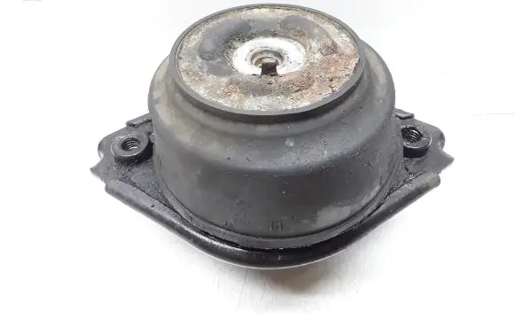 Mercedes-Benz ML W164 Engine mount bracket A2512403117