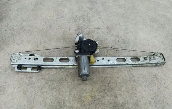 Mercedes-Benz ML W163 Rear door window regulator with motor 