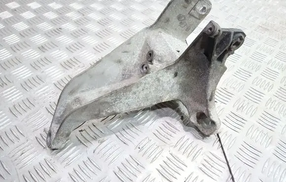 Mini One - Cooper R50 - 53 Engine mounting bracket 675622106