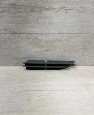 Front bumper lower grill