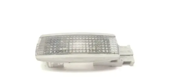 Volkswagen PASSAT B5.5 Other interior light 3B0947113