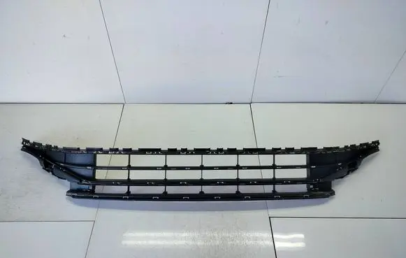 Volkswagen PASSAT B8 Front bumper lower grill 3G0853677AA