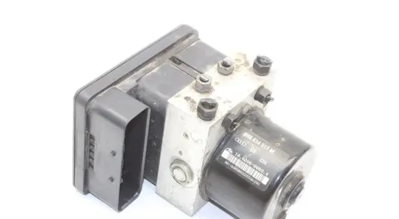 Audi TT TTS Mk2 ABS Pump 8N0907379L 8N0614517M