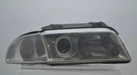 Audi A4 S4 B5 8D Headlight/headlamp 8D0941004AN 1853678100