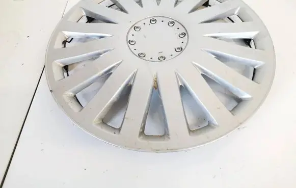 Skoda Roomster (5J) R15 wheel hub/cap/trim 