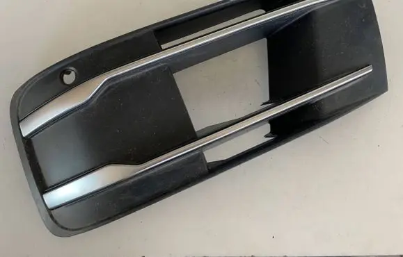 Audi Q7 4M Front bumper lower grill 4M0807681Q 4M0807681R 4M0807681T