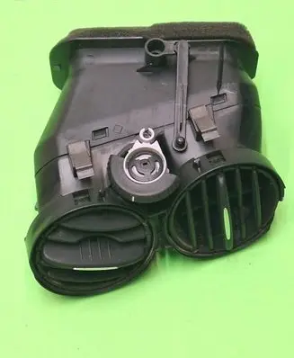 Volkswagen Golf Plus Dash center air vent grill 5M0819061