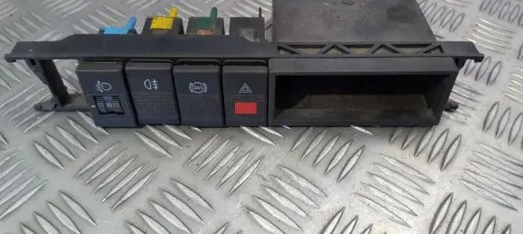Audi A6 S6 C4 4A Hazard light switch 4a0941561a