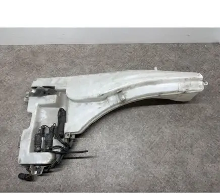 BMW X5M E70 Windshield washer fluid reservoir/tank 7161476 7161465 6934160