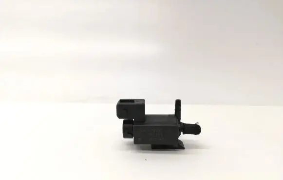 BMW 5 F10 F11 Turbo solenoid valve 7810831
