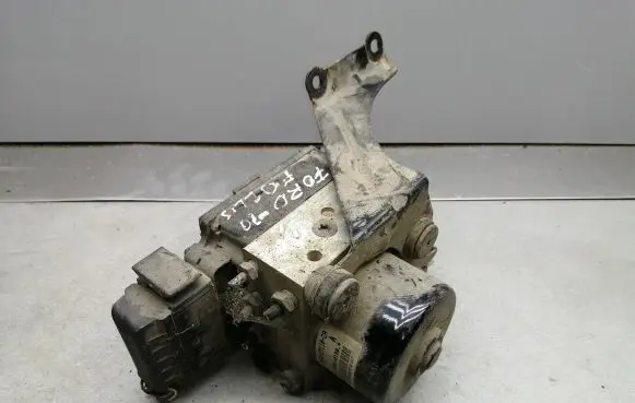 Ford Focus ABS Pump 98AG2M110CA